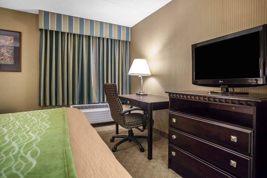 Comfort Inn Edison - New Brunswick Kültér fotó