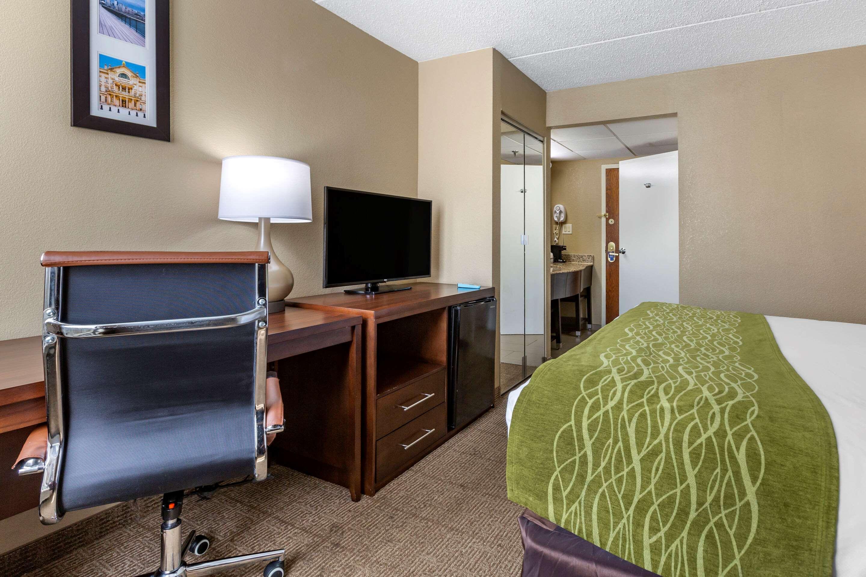 Comfort Inn Edison - New Brunswick Kültér fotó